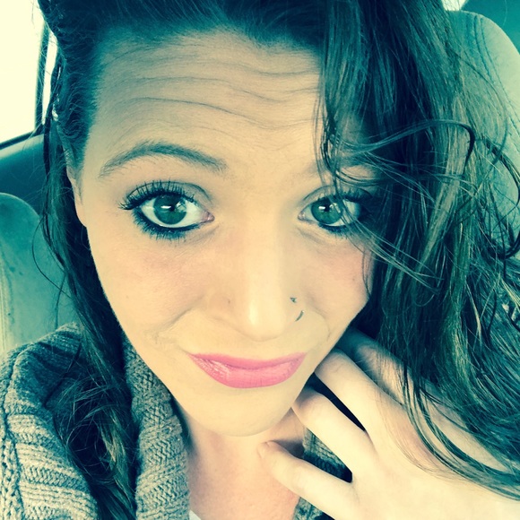 Meet your Posher, Samantha - Picture 1 of 1